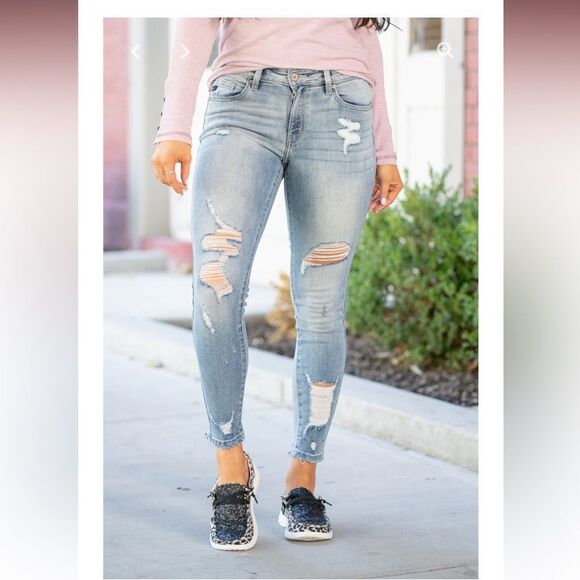 Medium Stone Washed Distressed Ankle Skinnies - Picture 14 of 15